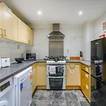 Ra1gh Cosy Free Parking & Fast Wi-fi شقة *