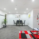 Ra1gh Cosy Free Parking & Fast Wi-fi