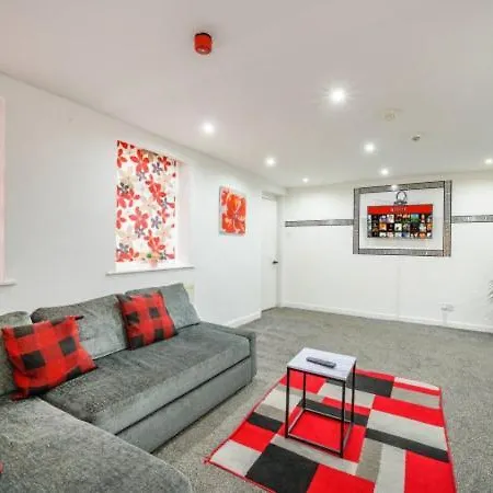 Ra1gh Cosy Free Parking & Fast Wi-fi * Leeds (West Yorkshire)