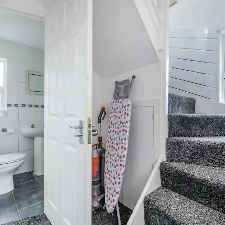 Apartamento Ra1gh Cosy Free Parking & Fast Wi-fi Leeds (West Yorkshire)