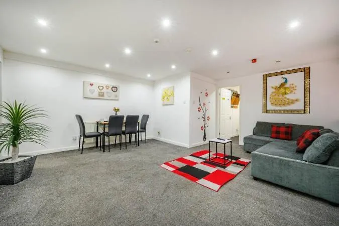 Apartment Ra1gh Cosy Free Parking & Fast Wi-fi