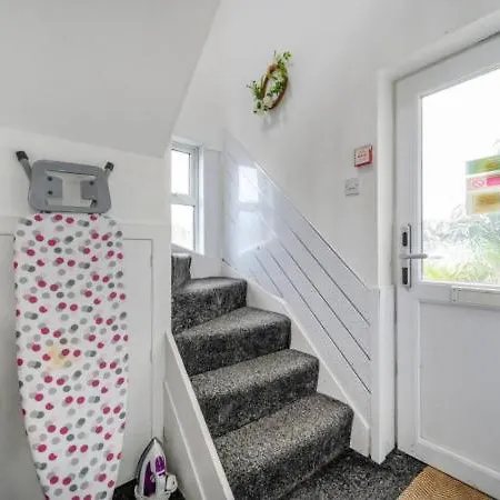 Apartmán Ra1gh Cosy Free Parking & Fast Wi-fi *