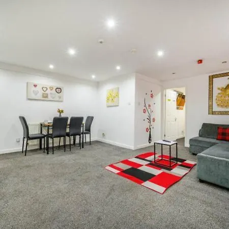 Apartmán Ra1gh Cosy Free Parking & Fast Wi-fi