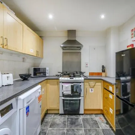 Ra1gh Cosy Free Parking & Fast Wi-fi Apartmán *